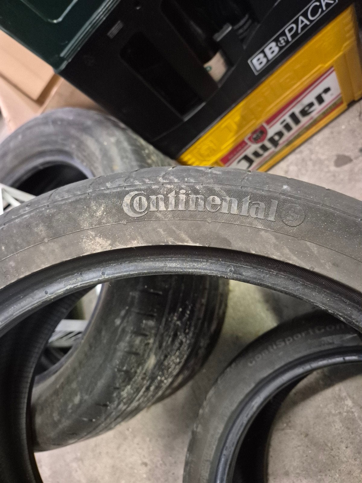 2 pneus continental 225 40 18, Auto-onderdelen, Ophalen, 18 inch, Band(en), 225 mm