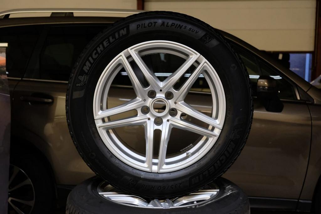 #818 Porsche Macan winterset Michelin Pilot Alpin 5, Ophalen, Gebruikt, -, -