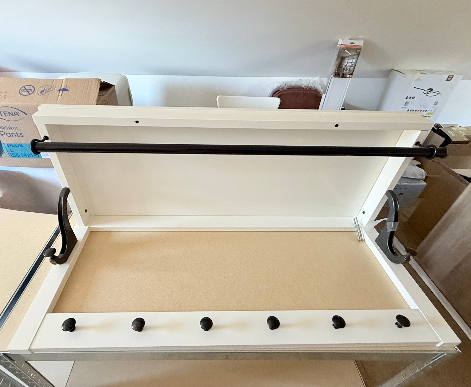 Ikea Hemnes kapstok, Ophalen, Zo goed als nieuw