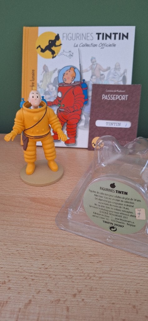 Figurine Tintin +livre+certificat - Tintin, Collections, Enlèvement ou Envoi, Tintin, Neuf, Statue ou Figurine