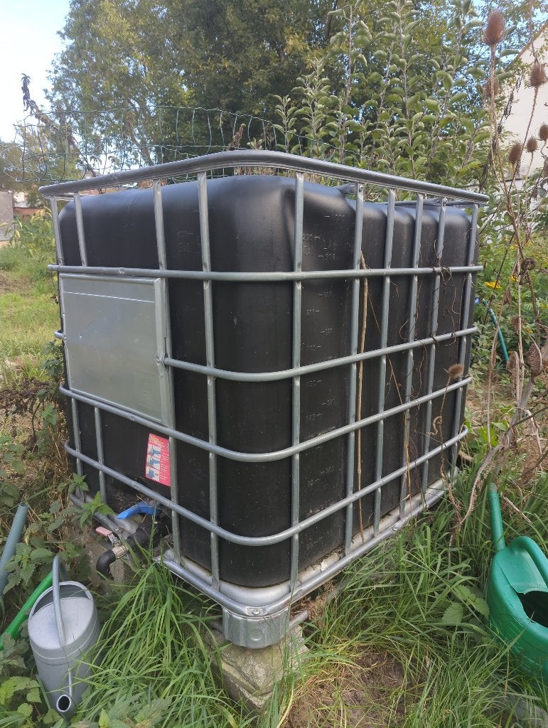 Cuve IBC 1000l noire, Jardin & Terrasse, Enlèvement, Comme neuf, Synthétique, Avec robinet