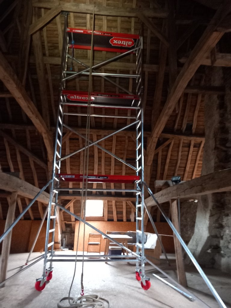 ALTREX RS TOWER 41 steiger, Ophalen, Zo goed als nieuw, Rolsteiger of Kamersteiger, 5 meter of hoger