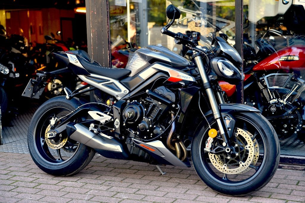 TRIUMPH 765 STREET TRIPLE RS ***MOTOVERTE.BE***, Entreprise, Occasion, 3 cylindres, 765 cm³