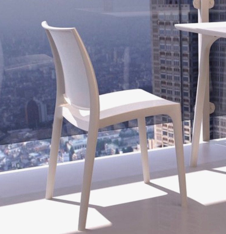 4 Chaises blanches Enzo design scandinave, Maison & Meubles, Comme neuf, Synthétique, Enlèvement, Scandinave