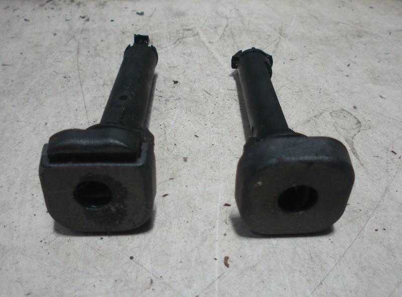 APPUIE TÊTE pennen achterbank Ford Focus 2 C+C, Info@VerberkAutodemontage.nl, Nijverheidstraat 1a 1a
5405 AJ  UDEN, NL, Dhr. R. Verberk