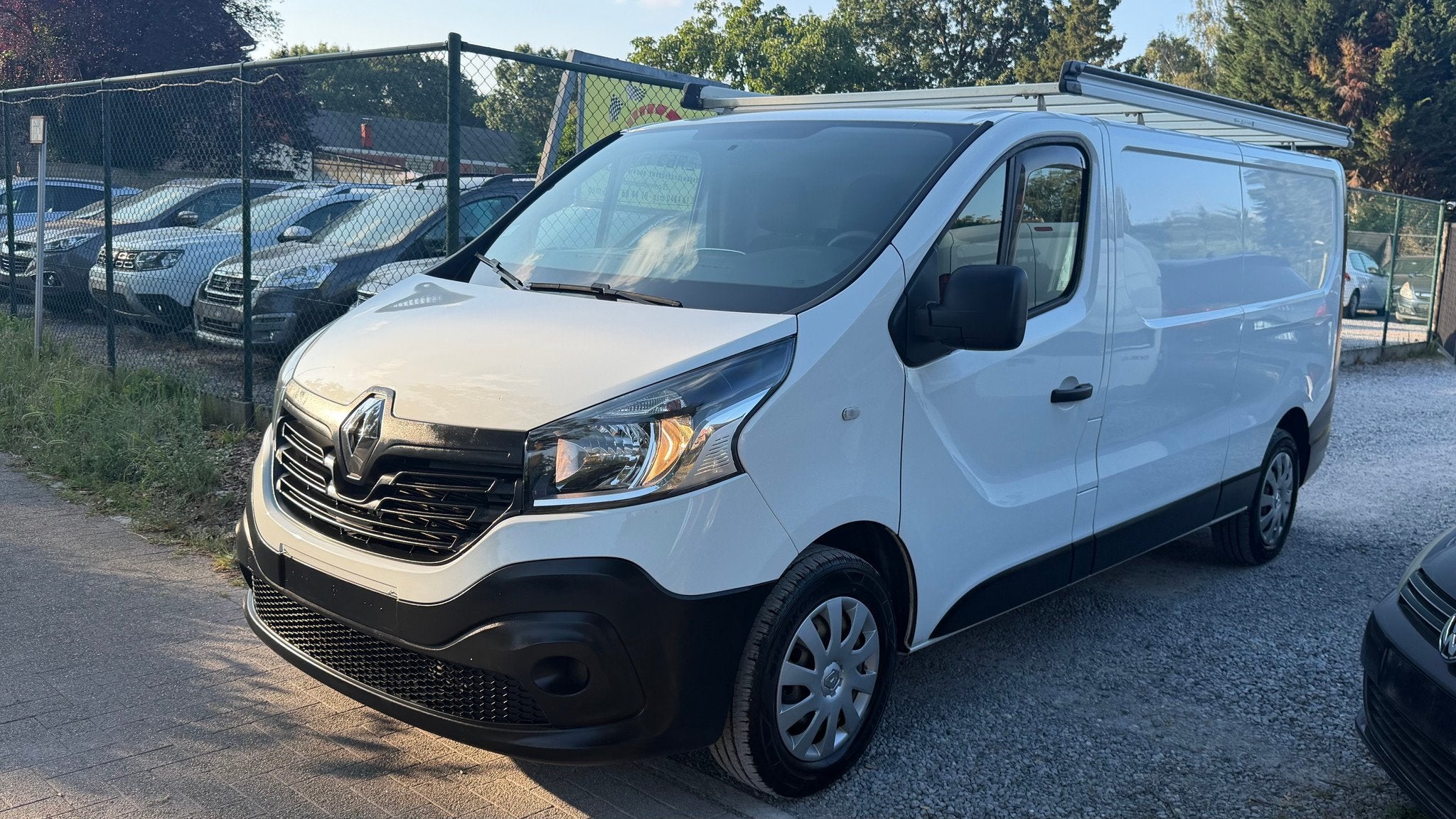 Renault Trafic 1.6 diesel bj 2019 km 130000, Auto's, Renault, Voorwielaandrijving, 4 deurs, Stof, Gebruikt