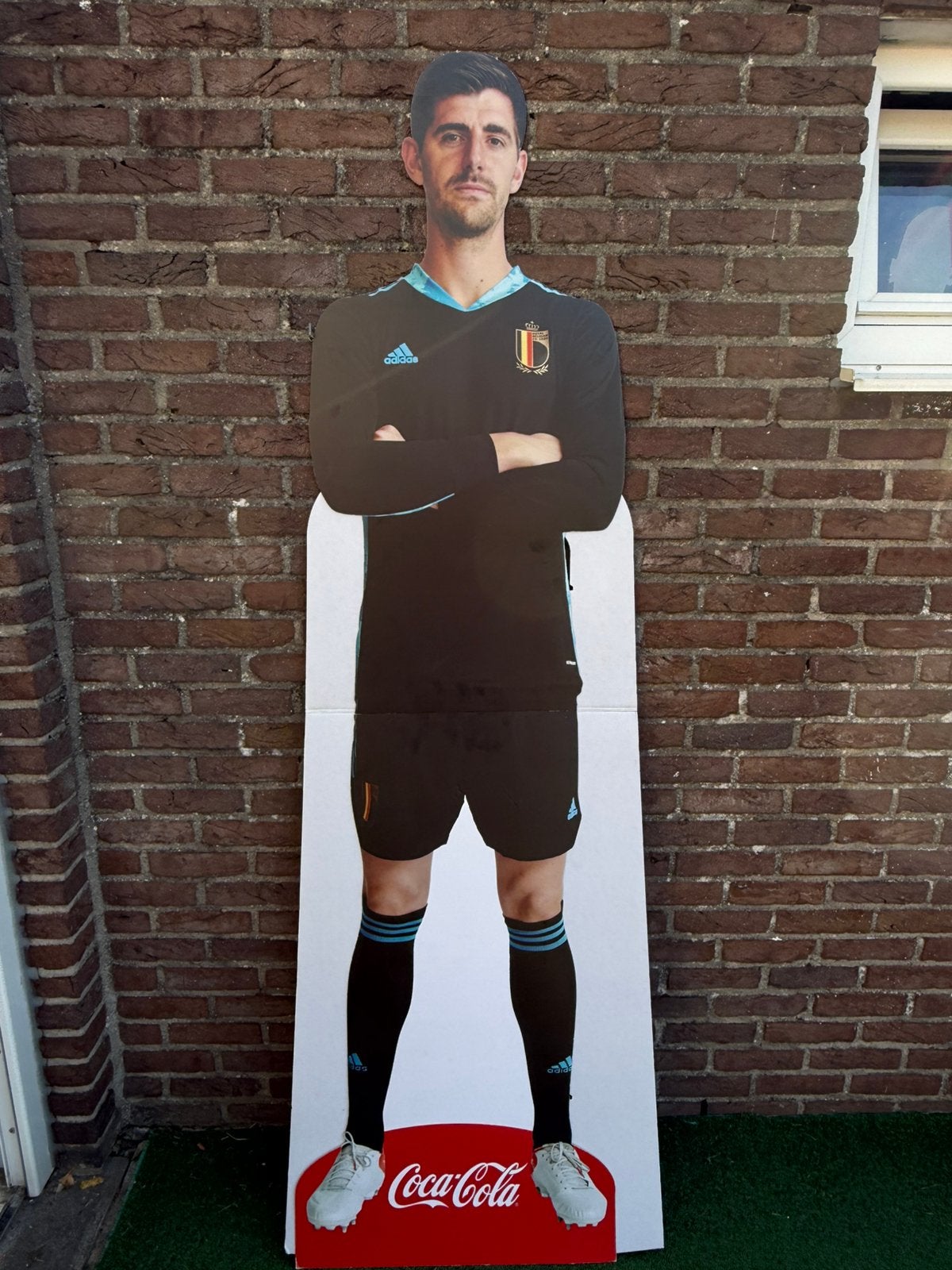 Staander courtois rode duivels, Verzamelen, Sportartikelen en Voetbal, Ophalen, Gebruikt, Beeldje of Poppetje