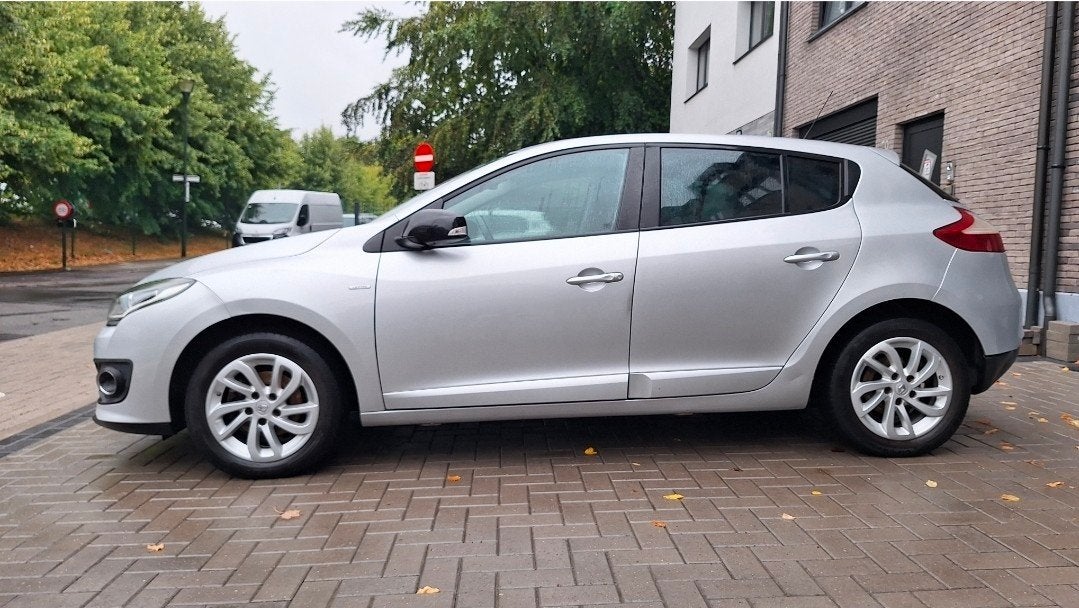 Belle Renault Megane 1.2 benzine à vendre, 1197 cm³, Achat, 4 portes, Entreprise