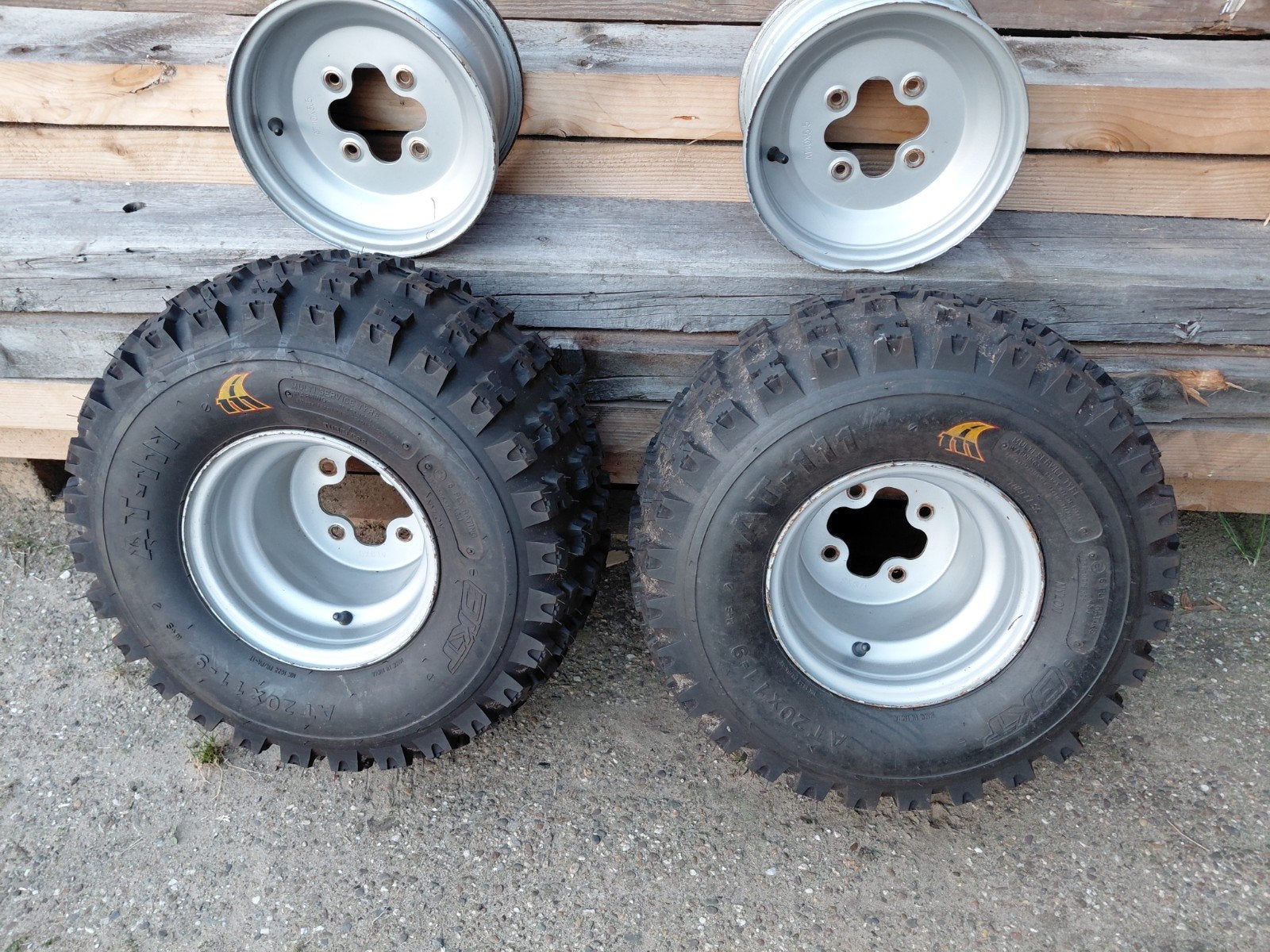 Pneus pour quad, Enlèvement ou Envoi