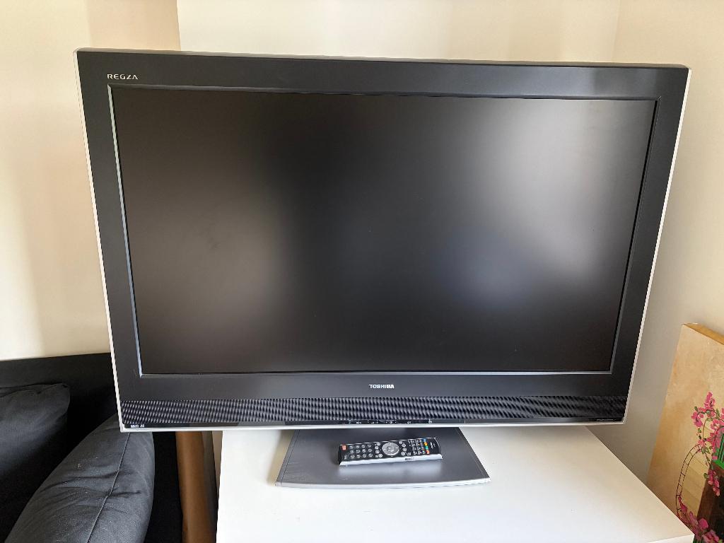 42" TV Full HD – Toshiba REGZA – ideaal gaming / tweede TV, TV, Hi-fi & Vidéo, Télévisions, Toshiba, LCD, Enlèvement, Utilisé