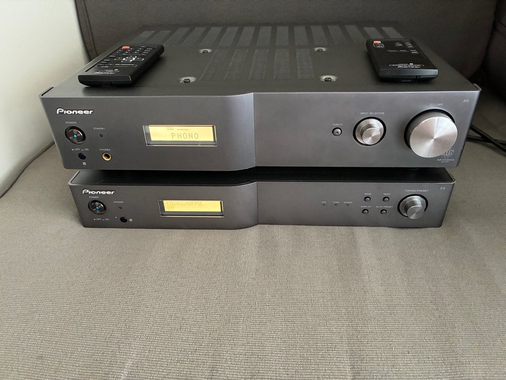 Hoogwaardige Pioneer A-A6-J Versterker en Tuner F-F3-J, Audio, Tv en Foto, Versterkers en Ontvangers, Ophalen, Gebruikt, Stereo