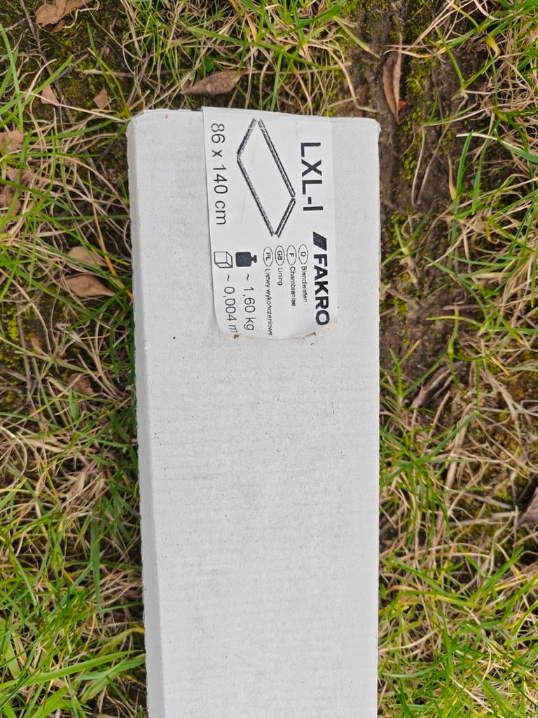 LXL-I Invisible afwerklijst Fakro 86x140cm, Enlèvement