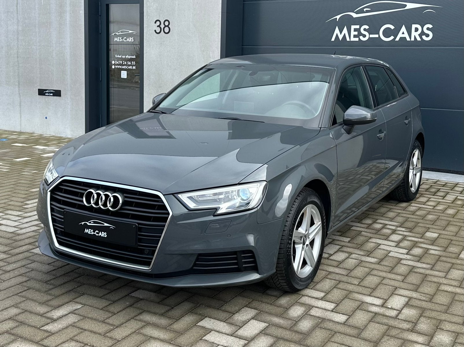 Audi A3 Sportback 30 TFSI / BiXenon Led 2019, Auto's, Stof, Zwart, Bedrijf, 5 deurs
