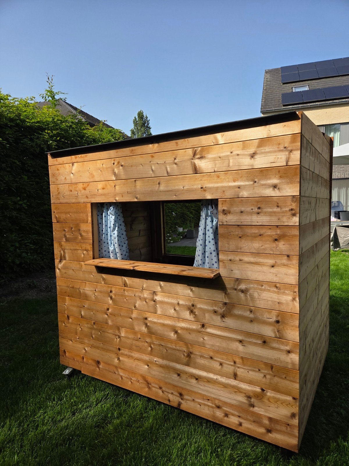 Houten speelhuis op wielen, Kinderen en Baby's, Speelgoed | Buiten | Speelhuisjes, Gebruikt, Hout, Ophalen