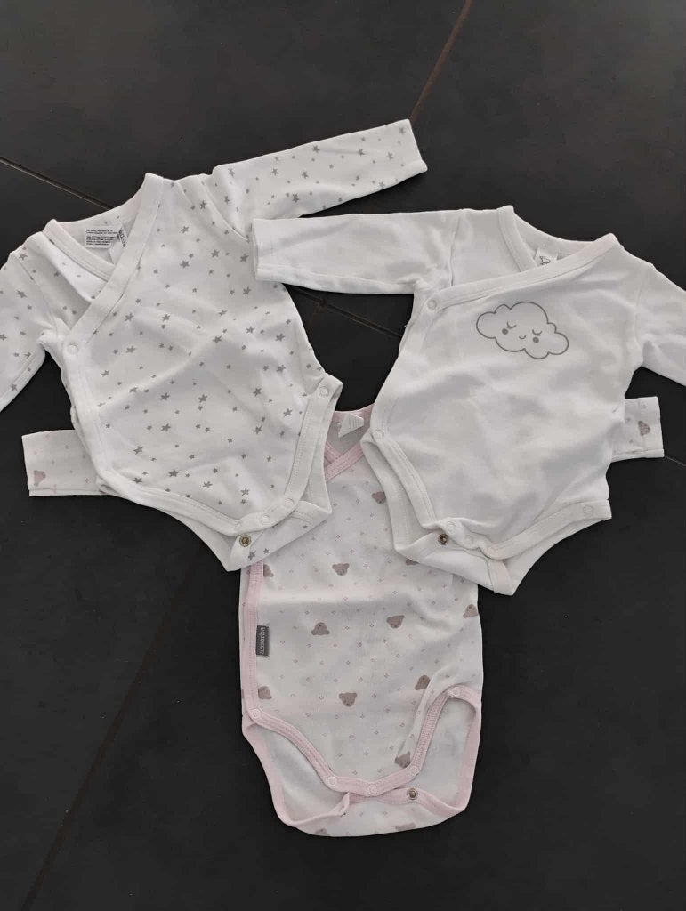 body lange mouwen maat 68, Enfants & Bébés, Vêtements de bébé | Taille 68, Enlèvement, Utilisé, Fille, Vêtements de nuit ou Sous-vêtements