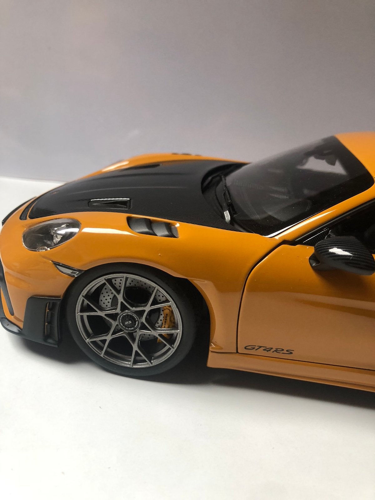 Porsche Cayman GT4 RS, Ophalen, Zo goed als nieuw
