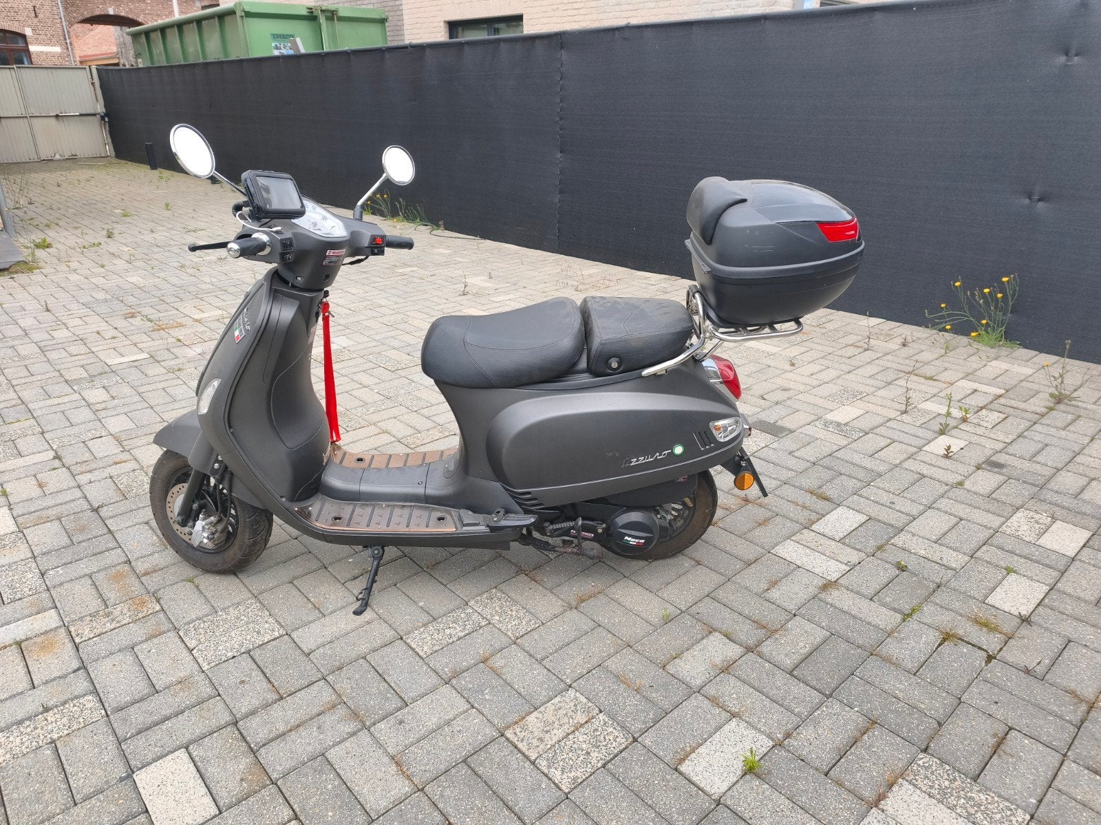 Te koop: Prachtige Neco (2019) – Slechts 3528 km! (Met Akrap, Vélos & Vélomoteurs, Enlèvement, Utilisé, 125 cm³