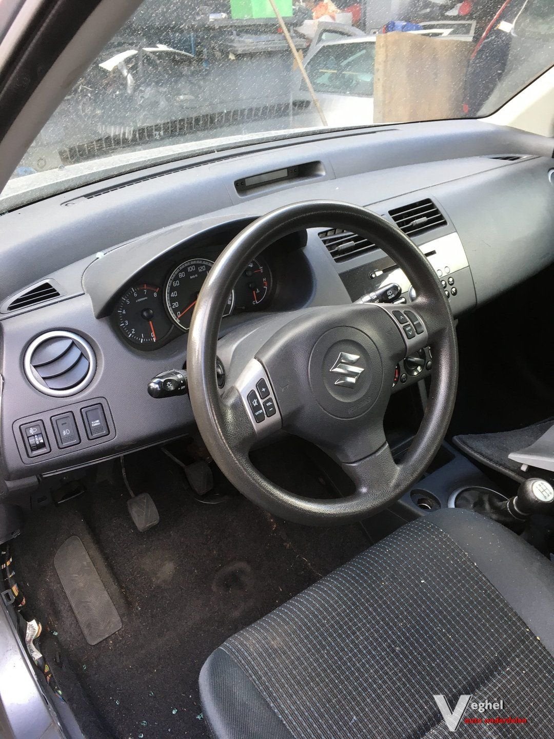 suzuki swift  1.5 benzine '06  airbagset, Autos : Pièces & Accessoires, Tableau de bord & Interrupteurs, Utilisé, Enlèvement ou Envoi