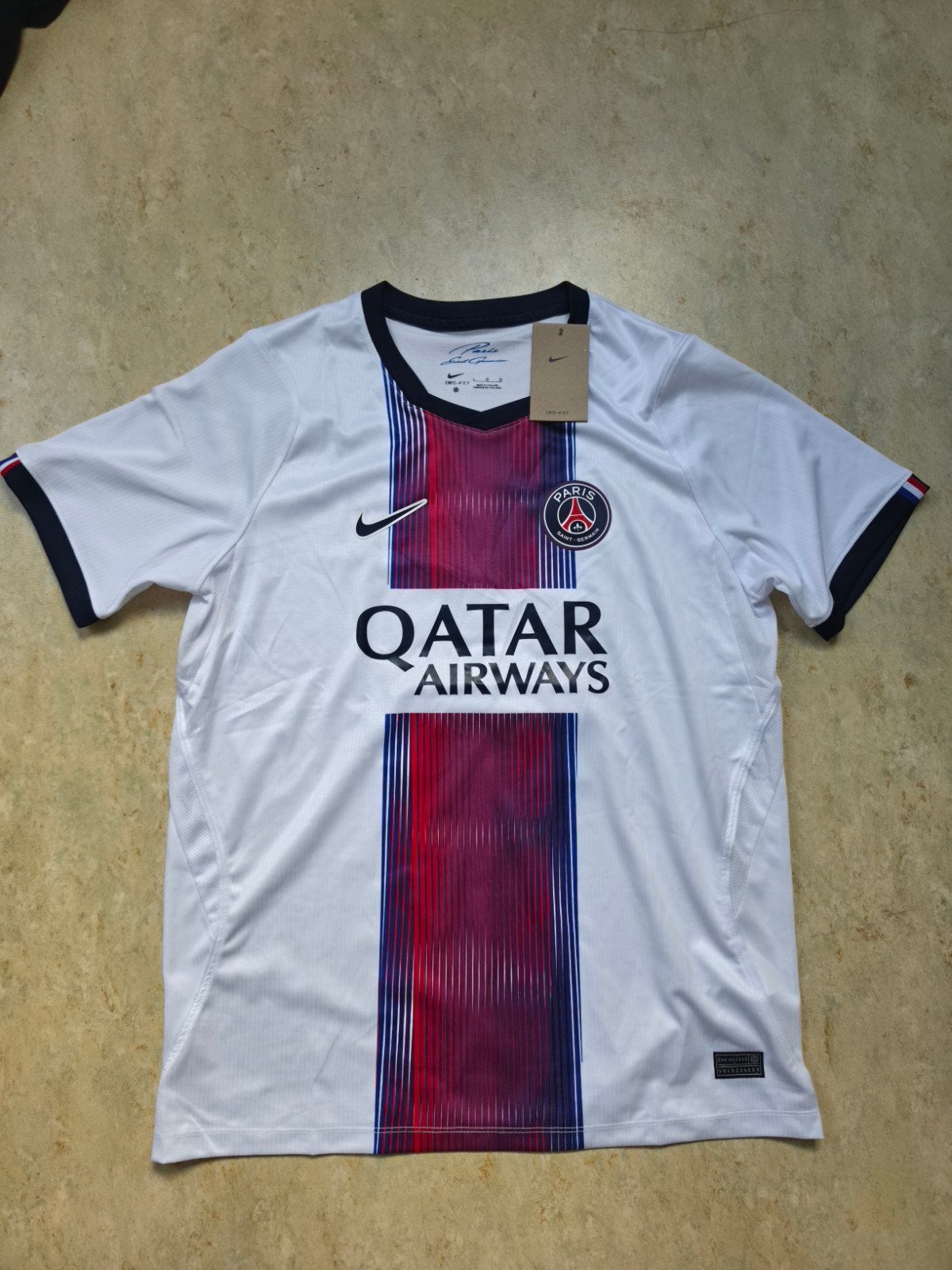 Maillot PSG extérieur 2026/2027 D. Doué #14 - Taille L, Sport en Fitness, Maat L, Ophalen of Verzenden, Nieuw, Shirt