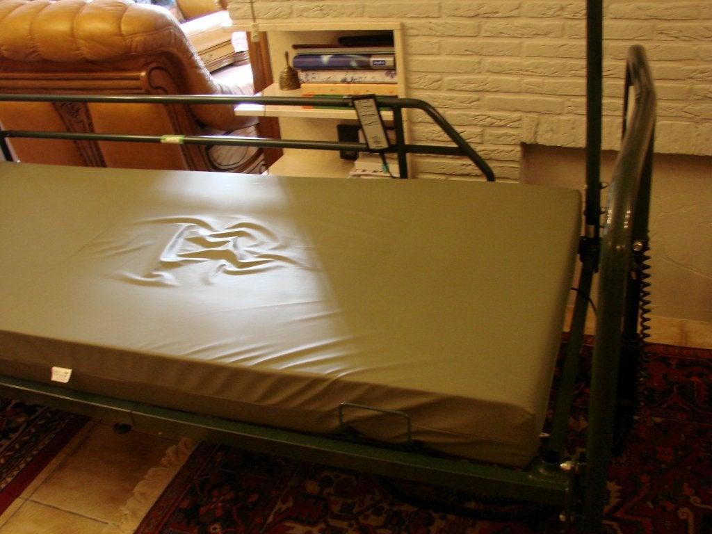 zorgmatras sampli voor thuiszorgbed-seniorenbed, Diversen, Ophalen, Zo goed als nieuw