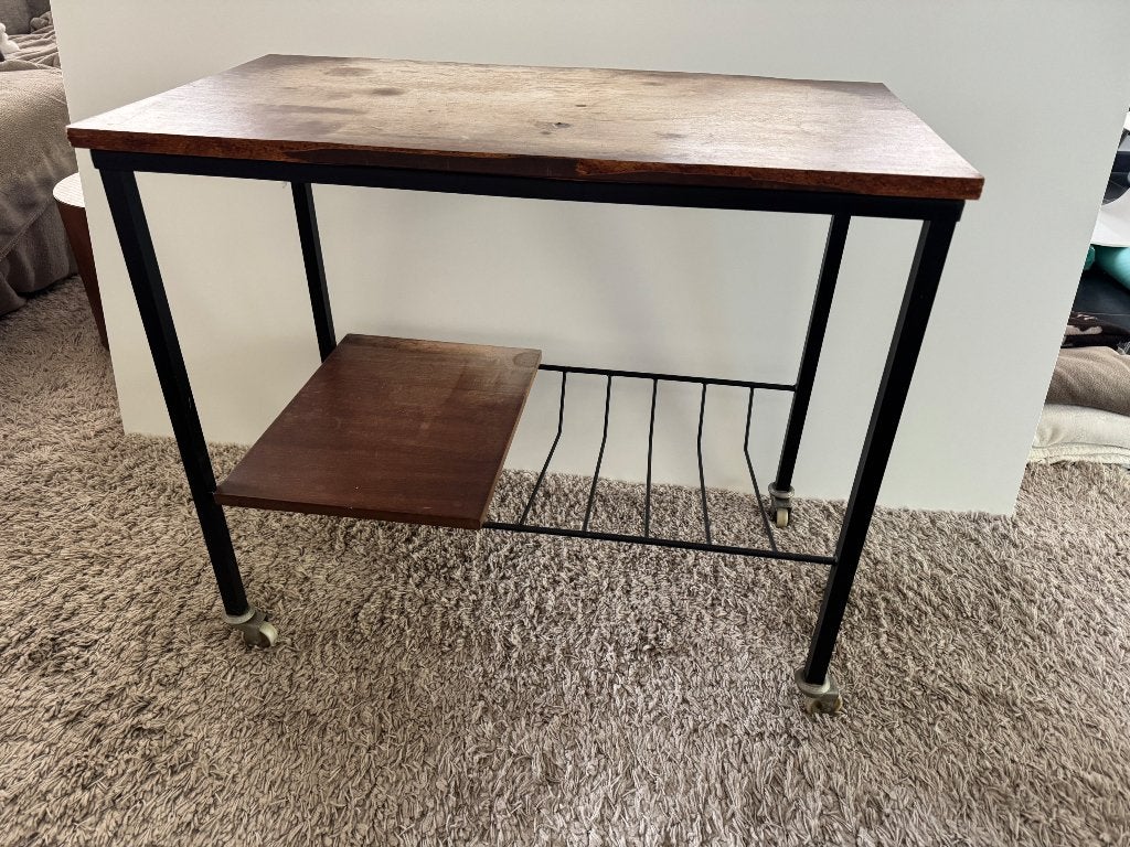 Op te knappen vintage roltafel, Ophalen
