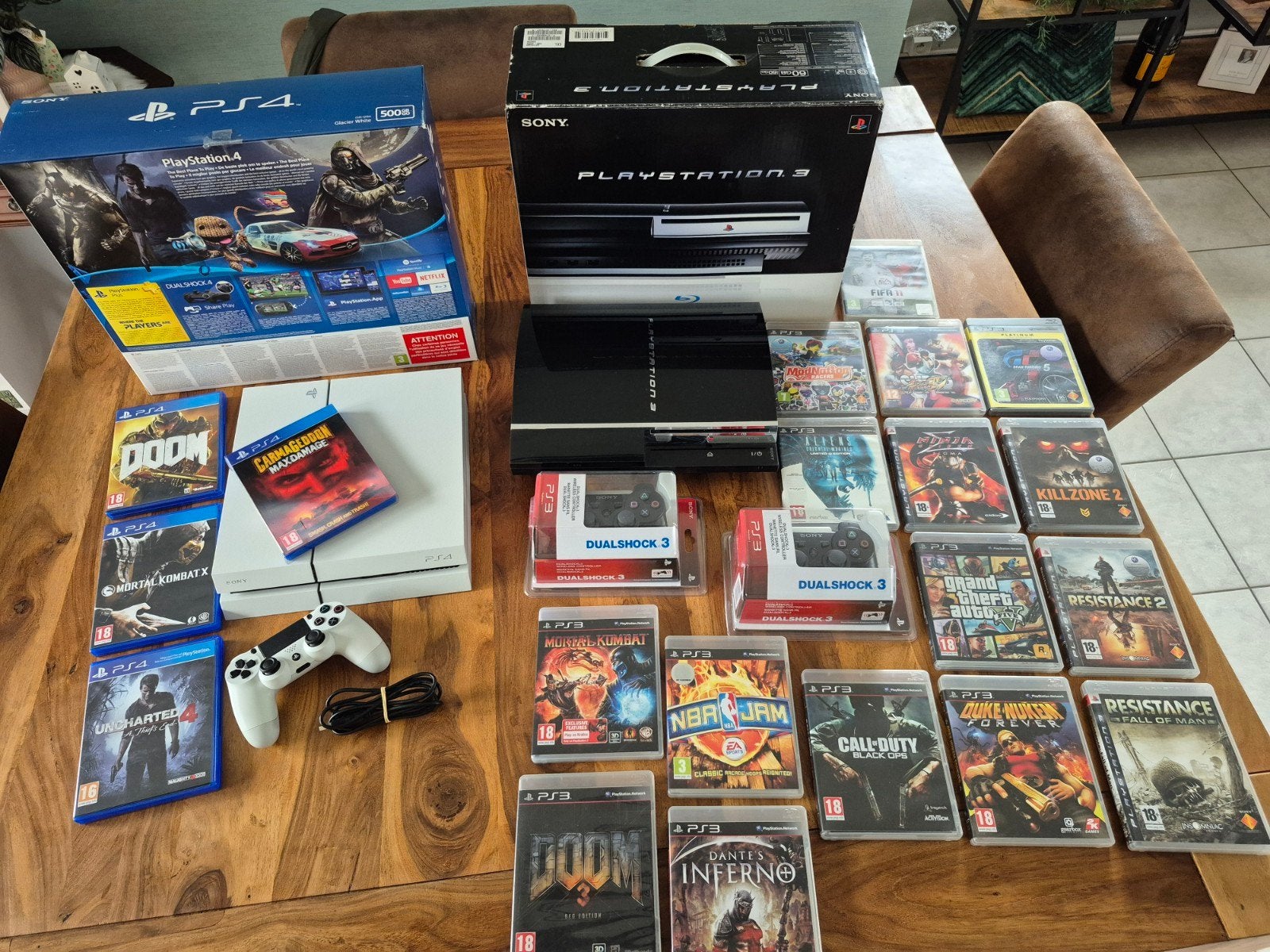 PS3 phat + PS4 white bundle, Ophalen, Met games, Phat, Met 2 controllers