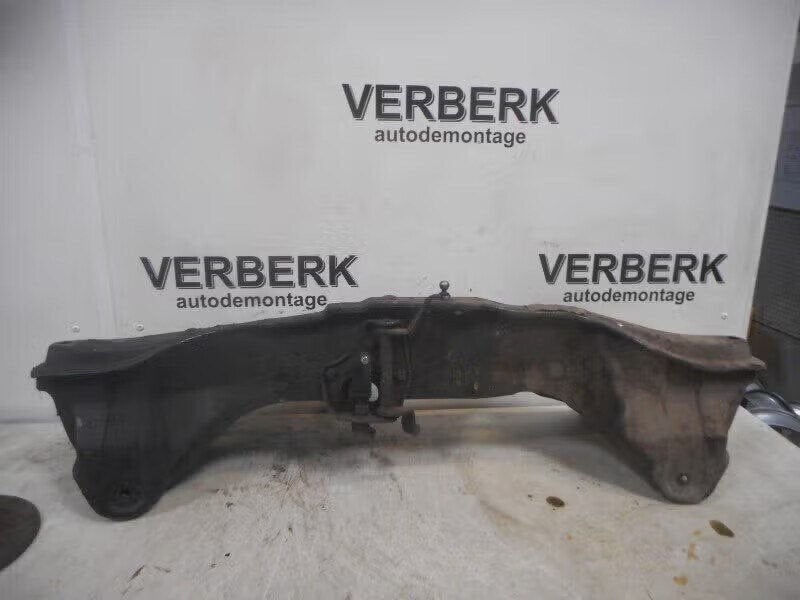 SUBFRAME VOOR Rover Tourer {400} (01-1993/11-1998), Autos : Pièces & Accessoires, Rover, SAIC Motor Deutschland GmbH, Marcel-Breuer-Straße 4 80807 München, DE