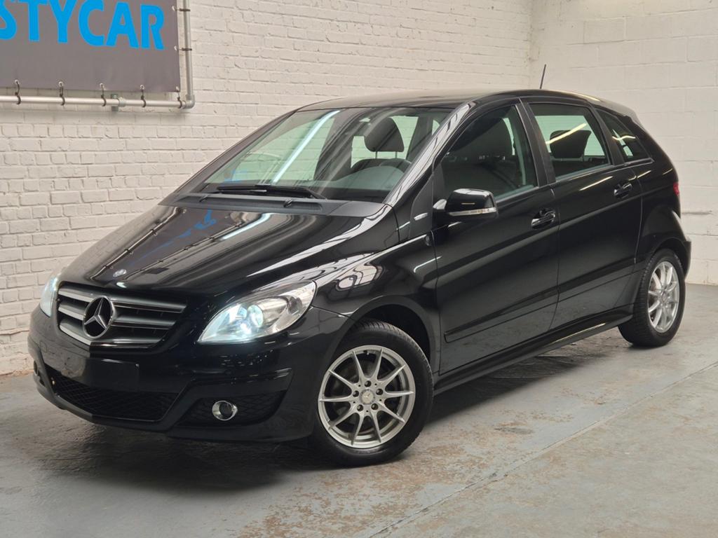 Mercedes B160 benzine euro5- 05/2011 -Super staat -GARANTIE, Auto's, Mercedes-Benz, 1498 cc, Zwart, Zwart, Handgeschakeld