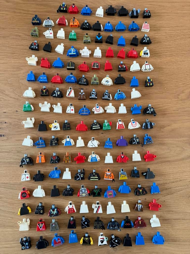 grote LEGO minifig onderdelen 300 + accessoires + onderdelen, Ophalen of Verzenden, Gebruikt, Lego, Overige thema's