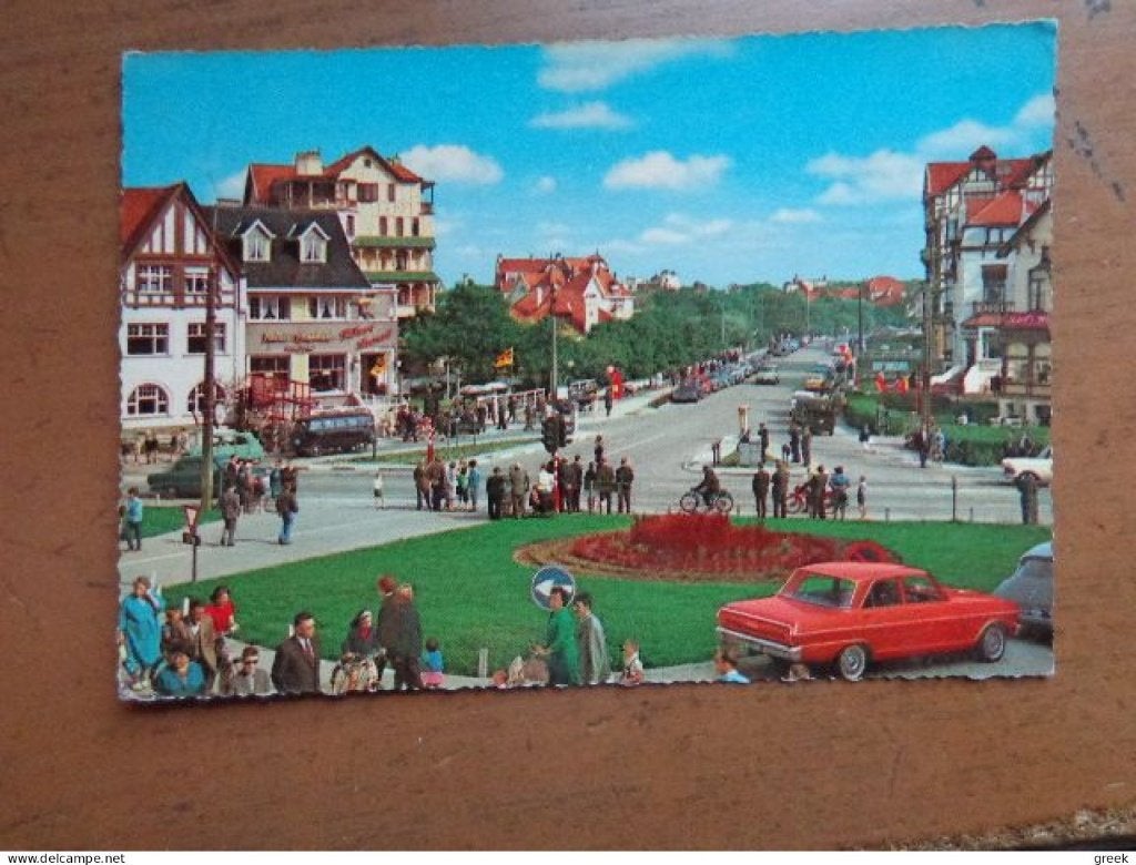 Postkaart De Haan, Kruispunt Koningsweg-Leopoldlaan, Ophalen of Verzenden, Gelopen, West-Vlaanderen