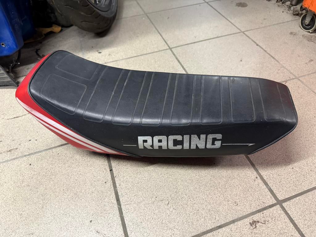 Peugeot 103 racing zadel in propere staat, Ophalen of Verzenden, Gebruikt, Zadel, Overige merken