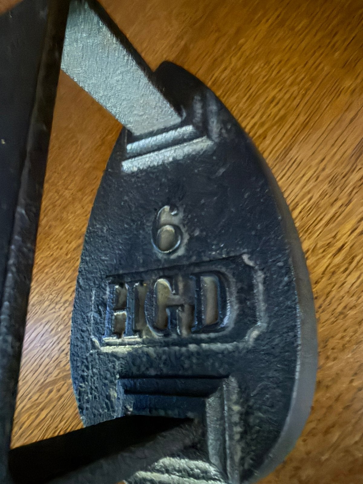 Gietijzeren strijkijzer HGD, Ophalen