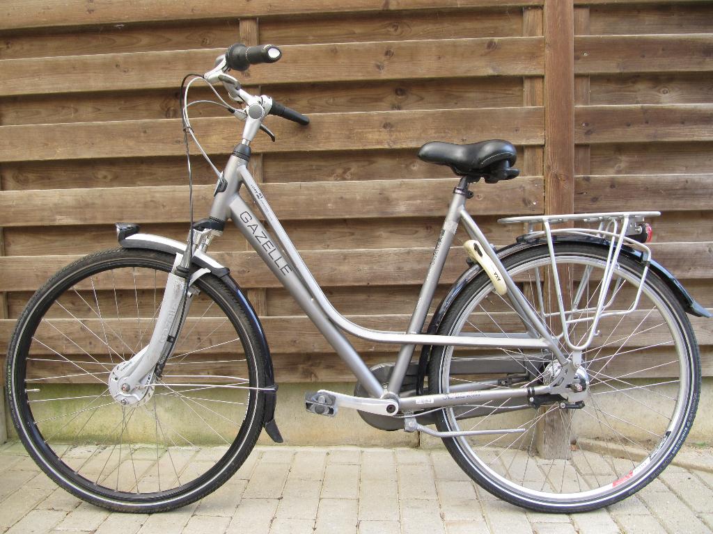 Damesfiets GAZELLE in Tielt -Winge, Fietsen en Brommers, Ophalen, Zo goed als nieuw, Gazelle