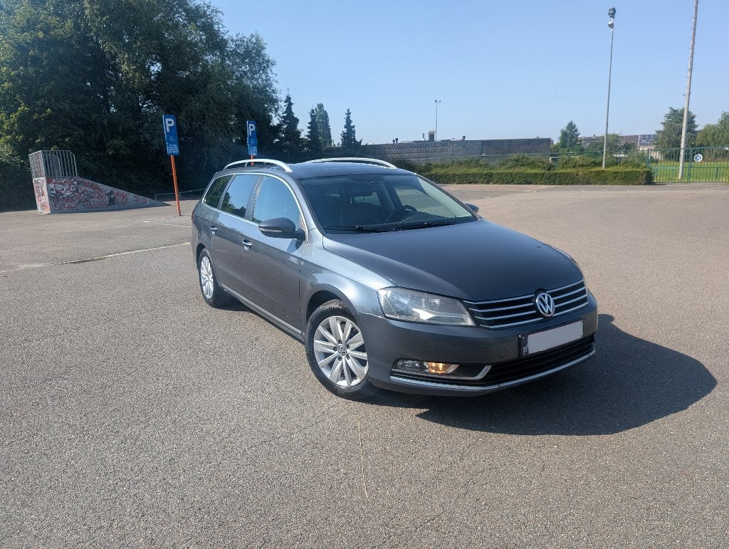 VW PASSAT - EURO5 - CC - PANO - CLIMA - SIÈGES NEUFS - NAVI, Achat, Noir, 5 portes, Particulier