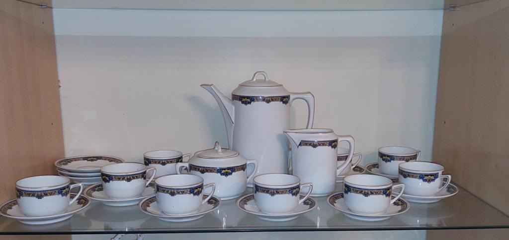 Antiek servies, Ophalen