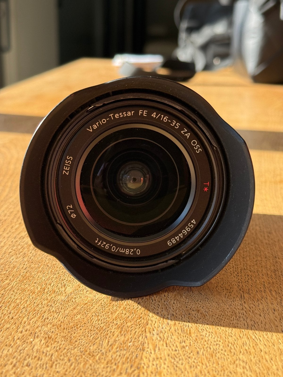 Sony Zeiss FE 16-35mm F4 ZA OSS – SEL1635Z + doos & tas, Sony E-mount, Sony, Autofocus, Ophalen of Verzenden