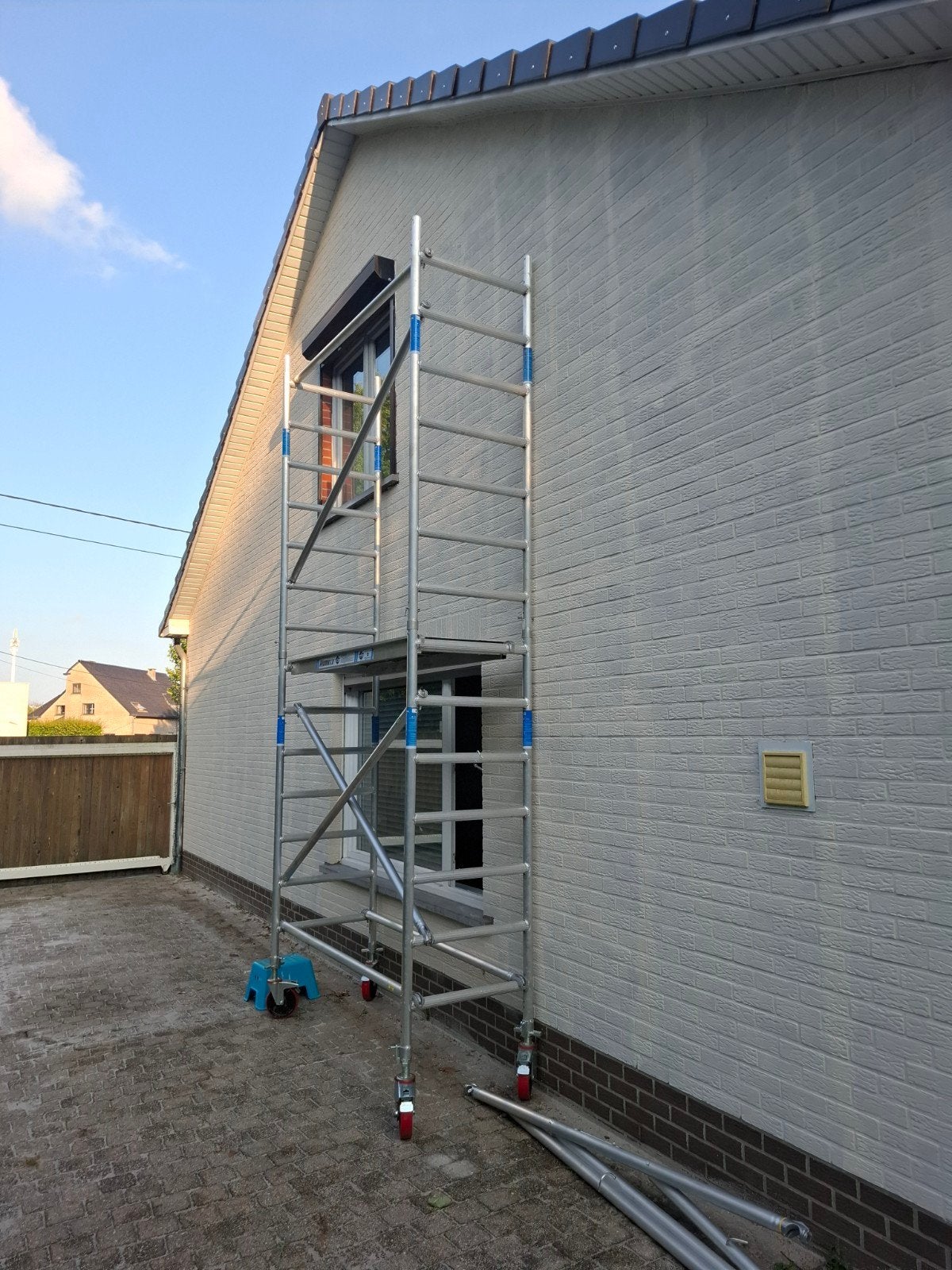 steiger, stelling te koop, Enlèvement, Comme neuf, Échafaudage de façade, 5 mètres de hauteur ou plus