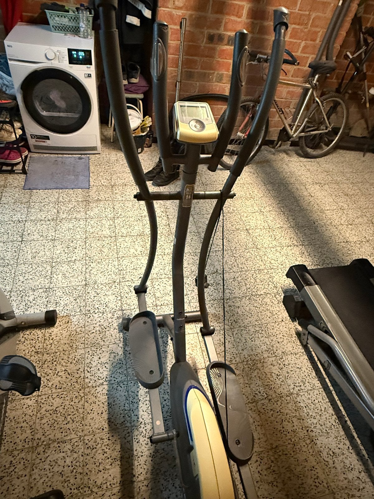 Fitnessapparaat, Sports & Fitness, Appareils de fitness, Enlèvement, Comme neuf, Appareil step
