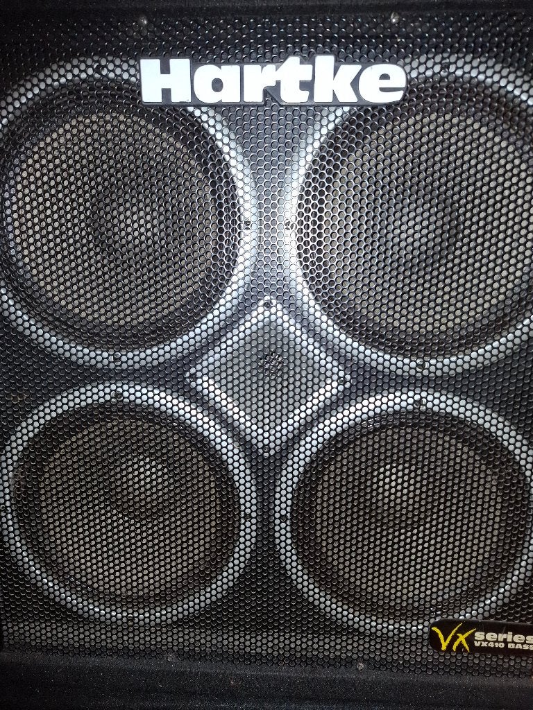 bas boxen set Hartke 300 watt per box, Muziek en Instrumenten, Versterkers | Bas en Gitaar, Ophalen, Gebruikt, Basgitaar, 100 watt of meer
