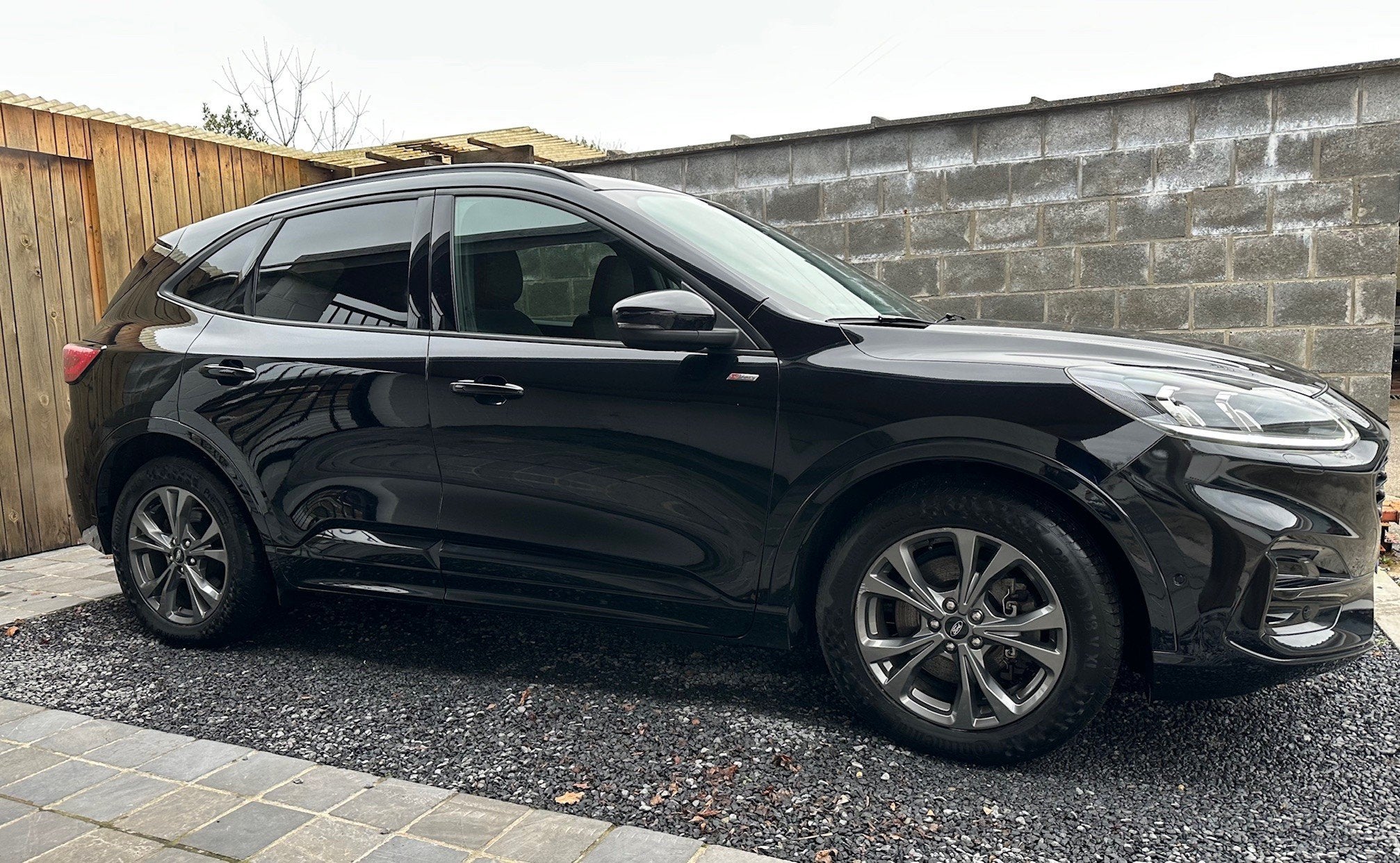 Ford Kuga 2.5i Hybrid ST Line Keyless Led Navi ACC Full Full, Auto's, Automaat, Gebruikt, 4 cilinders, Alcantara
