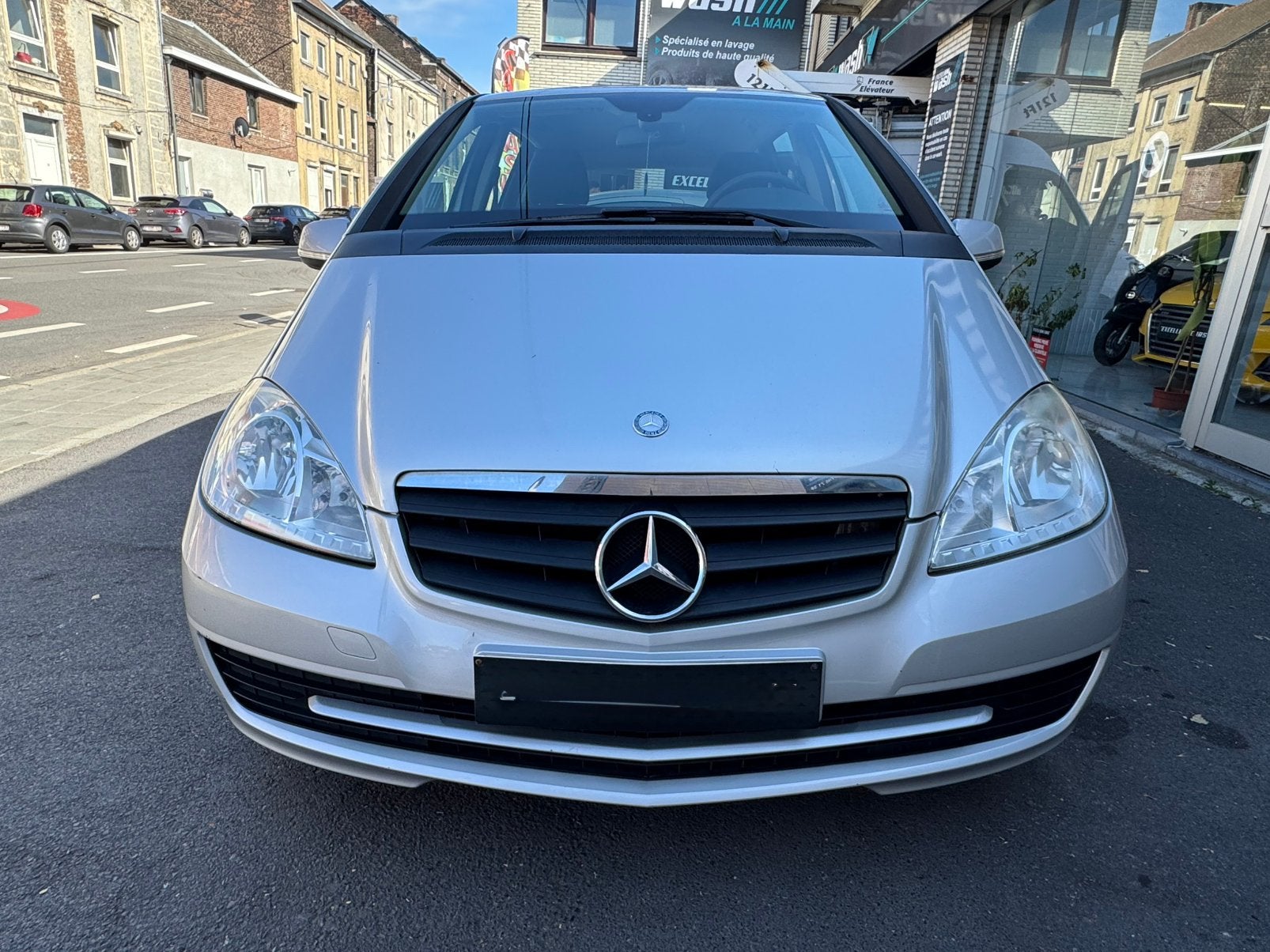 Mercedes A160Essence Boite Auto Gps Airco Carnet Euro5, Autos, Mercedes-Benz, Achat, Noir, 5 portes, Automatique