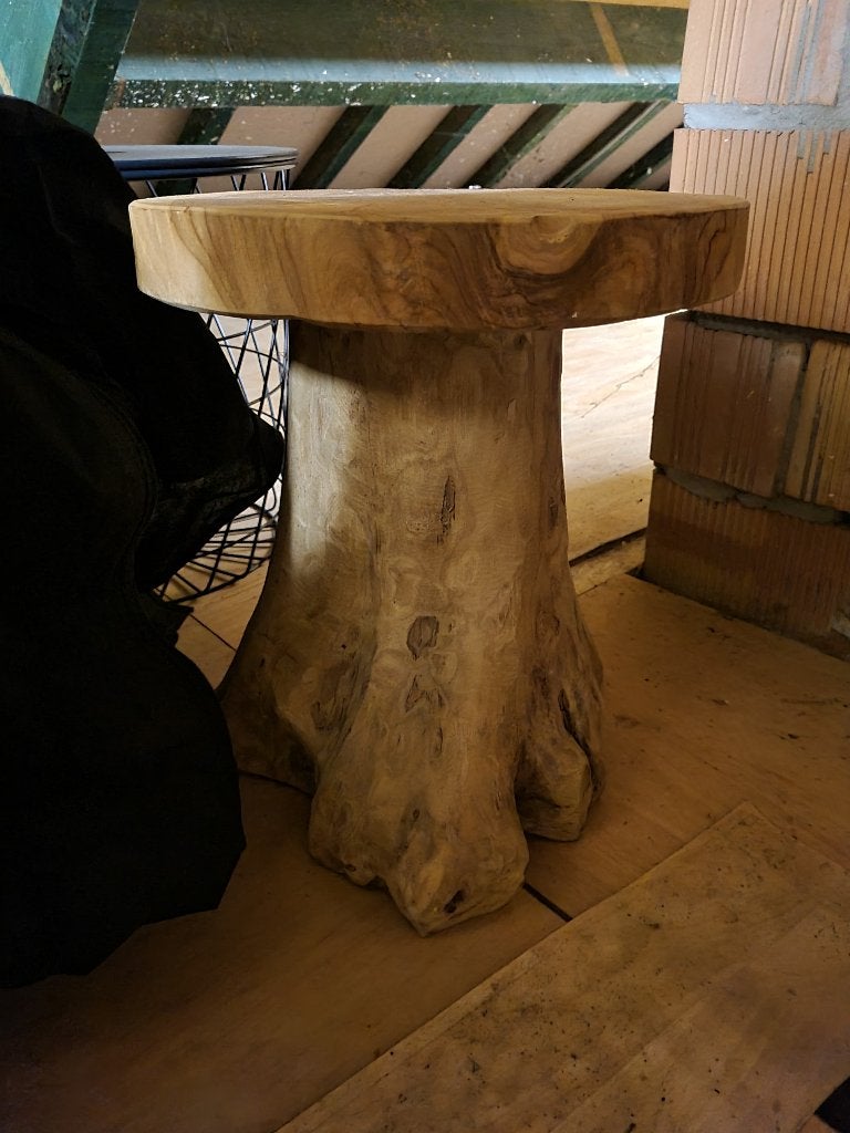 Houten siertafeltje te koop, Ophalen, Zo goed als nieuw