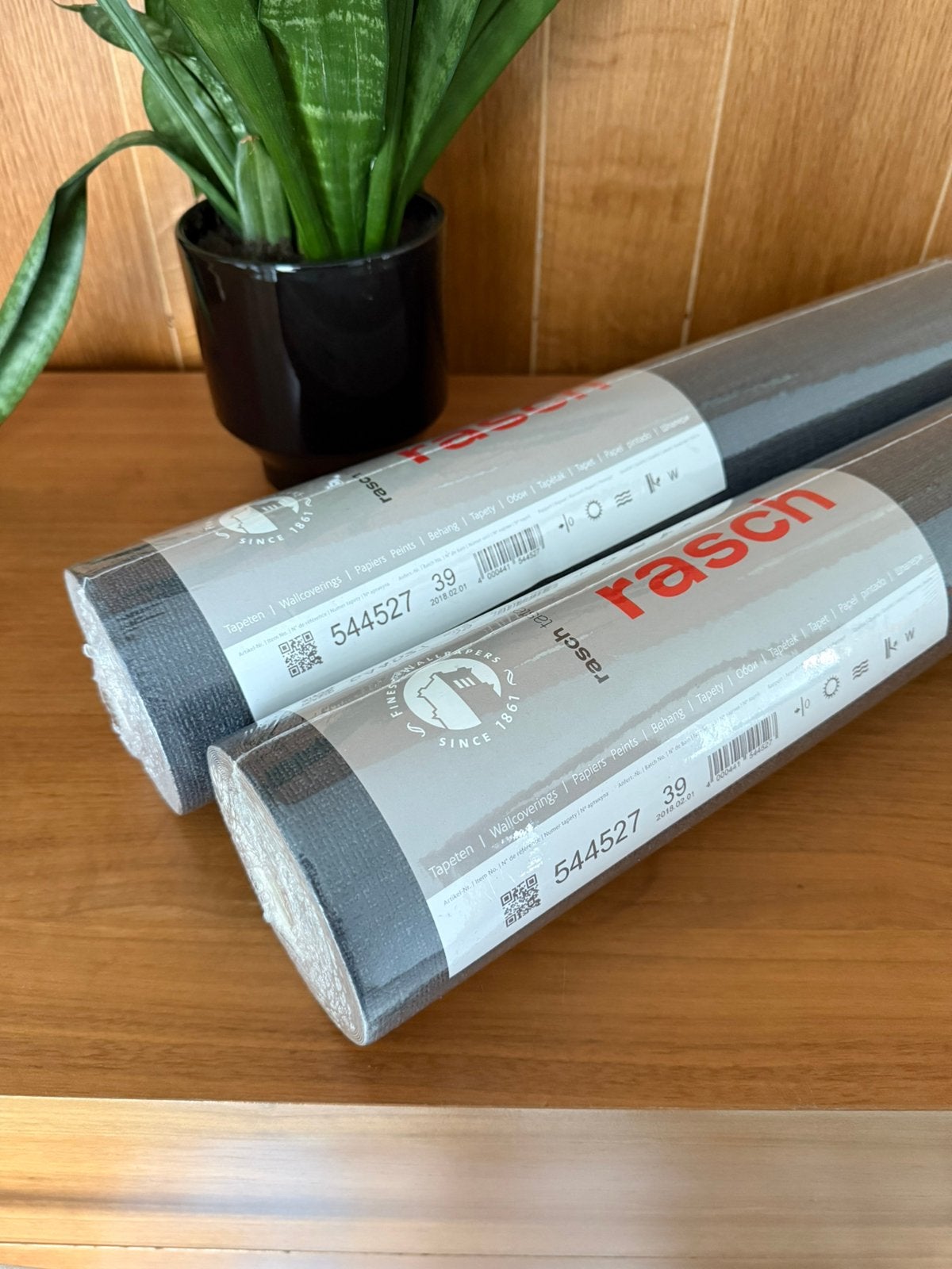2 rollen behangpapier, Enlèvement