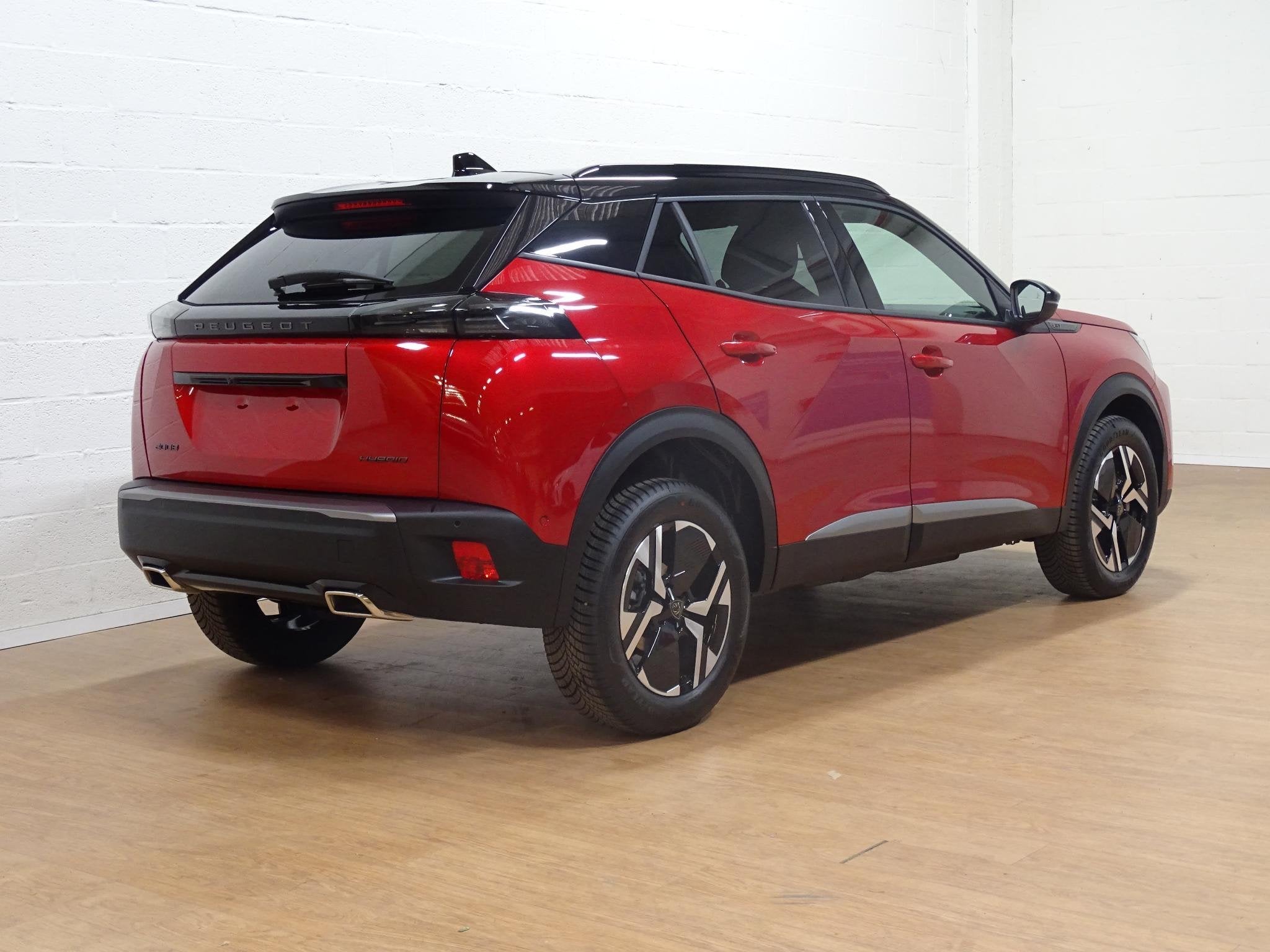 Peugeot 2008 1.2 HYBRID 145 e-DSC6 GT, Stof, Gebruikt, 145 pk, https://public.car-pass.be/vhr/adf75a20-d7c7-4c99-a0ae-1140de595b33