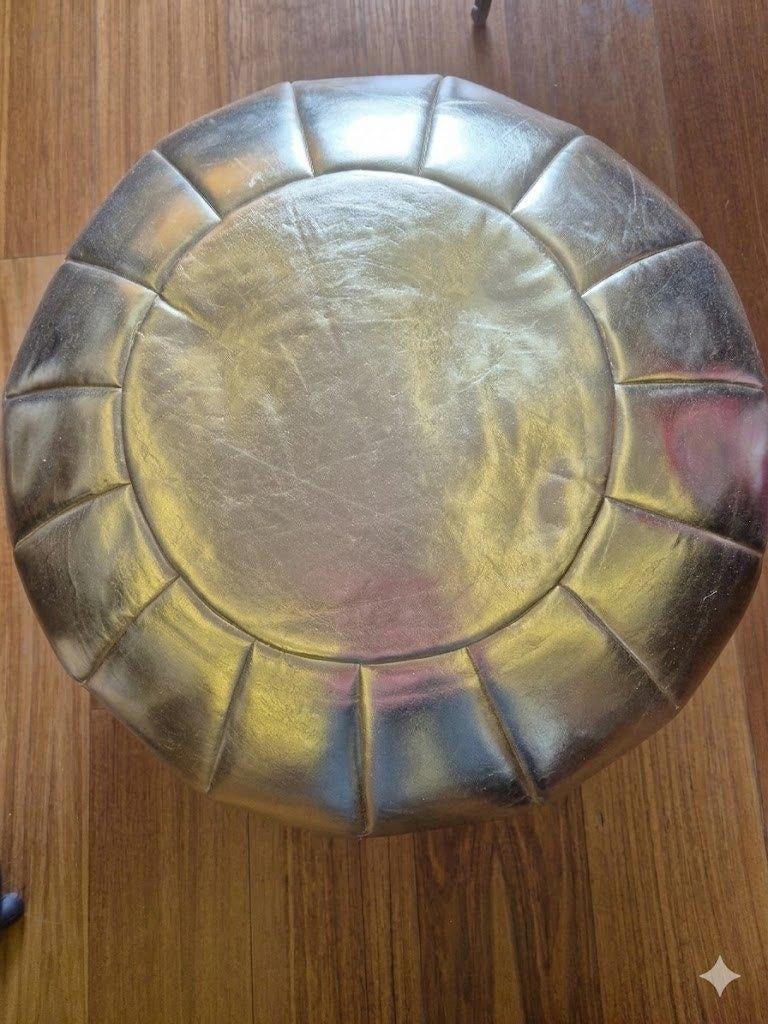Pouf asiatique rond doré – repose-pieds / déco salon, Maison & Meubles, Canapés | Repose-pieds & Poufs, Utilisé, 50 à 75 cm, Moins de 50 cm