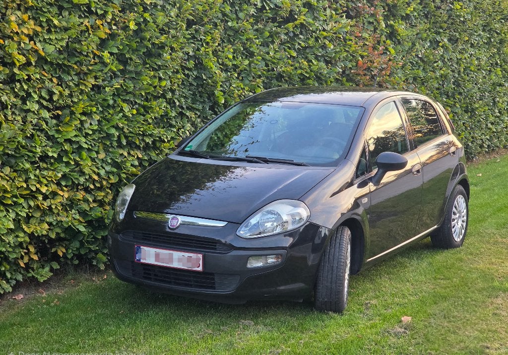Fiat Punto 1.2 benzine – 106.831 km – recent onderhoud, Auto's, Voorwielaandrijving, Stof, 48 kW, Zwart
