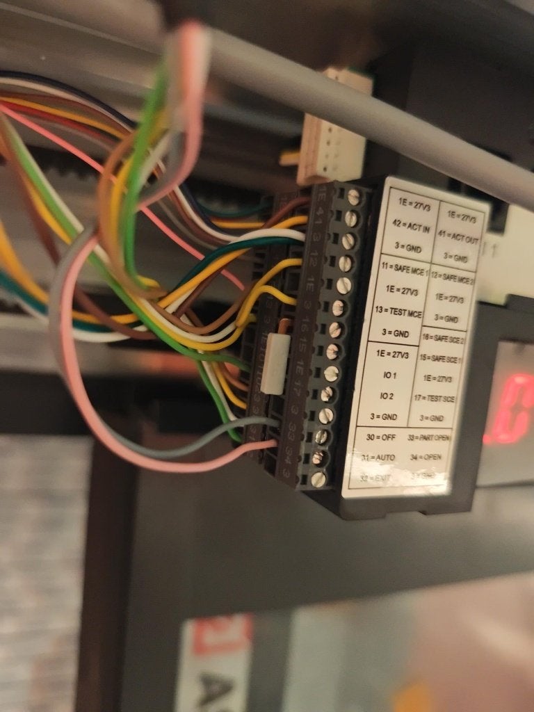 Elektricien in de bouw, Overige vormen, Overige uren, Geschikt als bijbaan, Vanaf 10 jaar