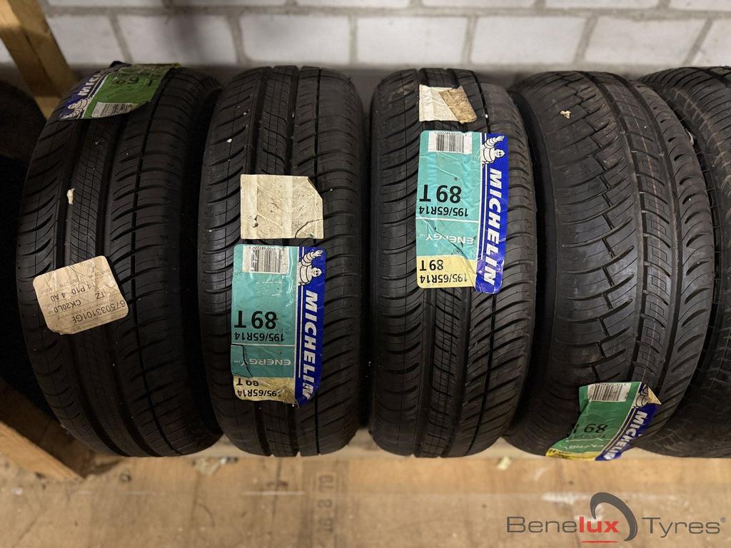 nieuw 195/65R14 89T Michelin 195/65 R14 195/65/14 1956514, Auto-onderdelen, Banden en Velgen, Band(en), Zomerbanden, 14 inch, 195 mm