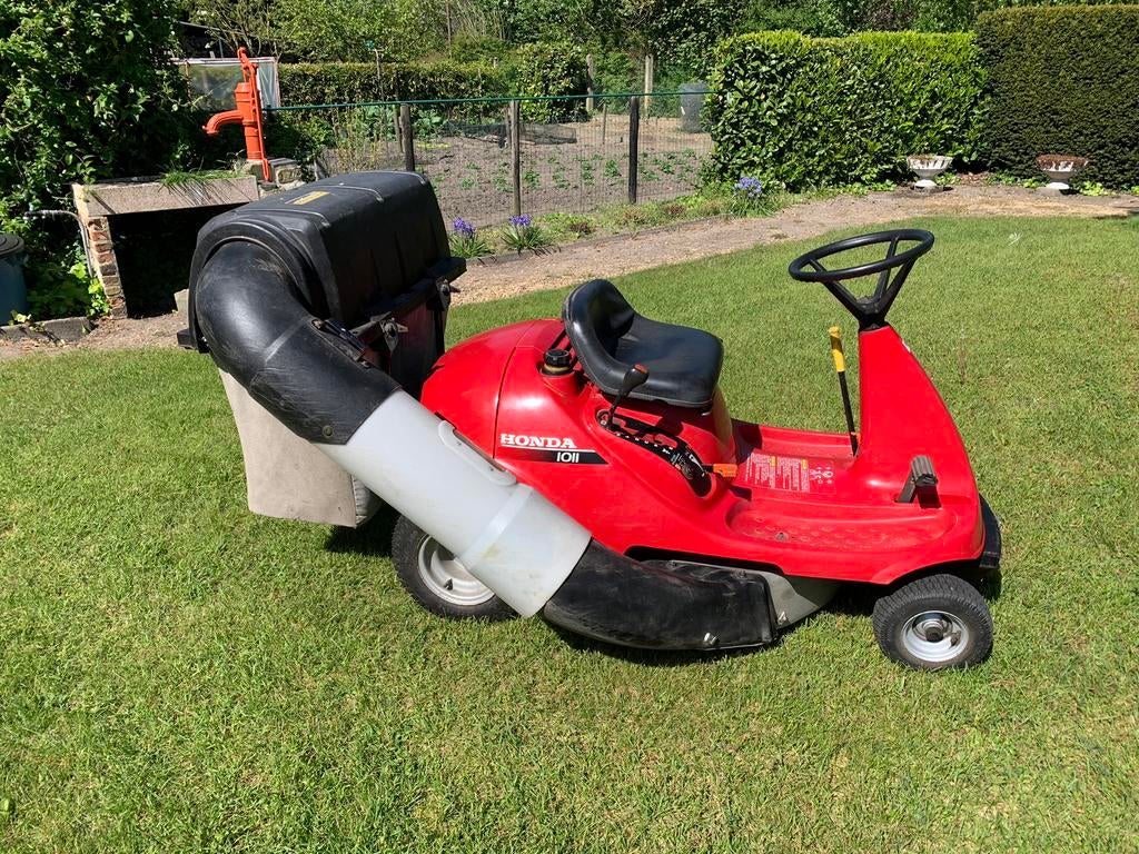 Goed onderhouden Honda 1011 zitmaaier., Ophalen, Gebruikt, Opvangzak