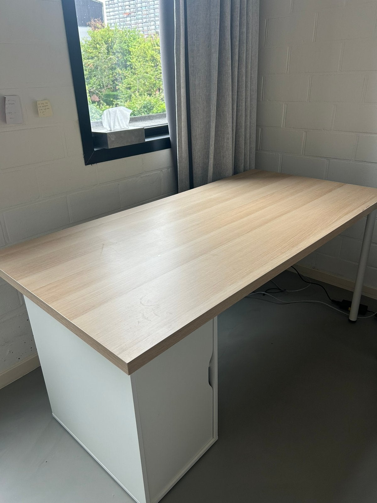 Bureau IKEA met kast, Ophalen, Zo goed als nieuw, IKEA